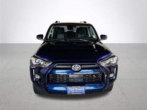 Used 2021 Toyota 4Runner SR5 AWD/4WD image 3