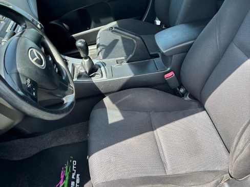 Used 2010 MAZDA MAZDA3 i Sport FWD image 19