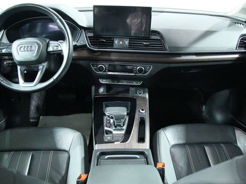 Used 2021 Audi Q5 2.0T Premium Plus w/ Premium Plus Package AWD/4WD image 5