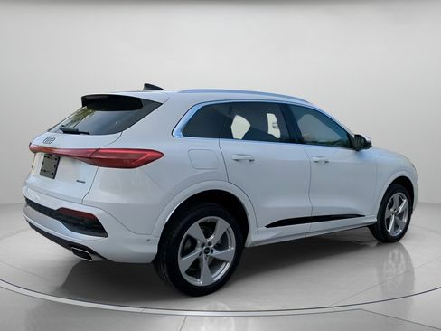 Used 2025 Audi Q5 Premium Plus AWD/4WD image 28