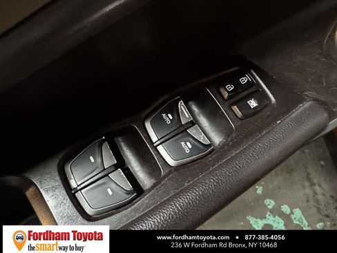 Used 2017 Hyundai Santa Fe Sport image 16