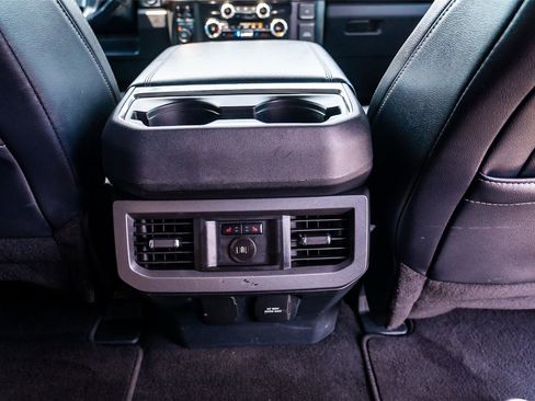 Used 2023 Ford F250 Lariat w/ Lariat Ultimate Package AWD/4WD image 23