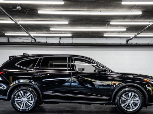 New 2026 Acura MDX SH-AWD image 6
