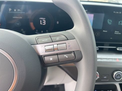 New 2026 Hyundai Kona SE image 19