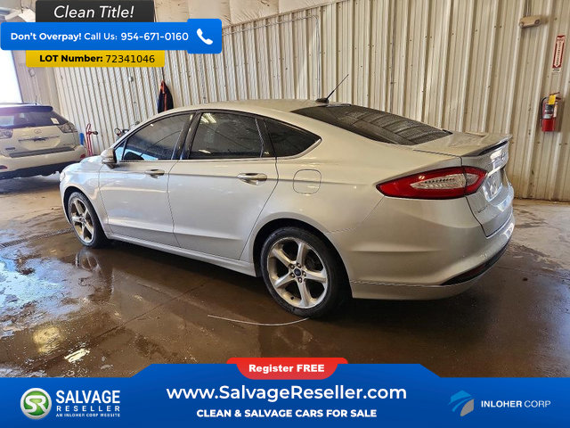 Used 2013 Ford Fusion SE FWD image 3