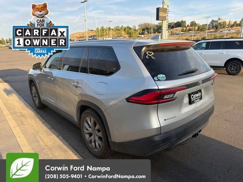 Used 2024 Toyota Grand Highlander AWD Hybrid image 5