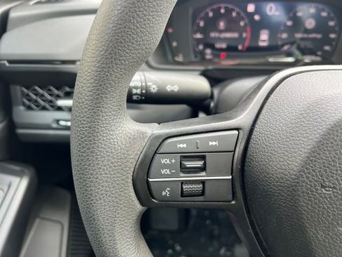 Used 2023 Honda Accord EX image 26