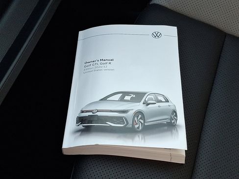 Used 2025 Volkswagen GTI SE image 25