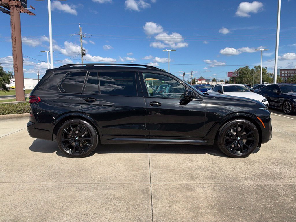 Certified 2026 BMW X7 M60i AWD/4WD image 6