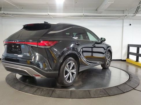 Used 2025 Lexus RX 350 Premium w/ Accessory Package AWD/4WD image 10