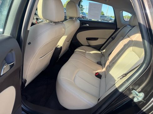 Used 2016 Buick Verano w/ Comfort Package FWD image 18