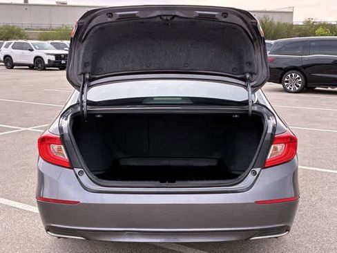 Used 2020 Honda Accord EX image 37