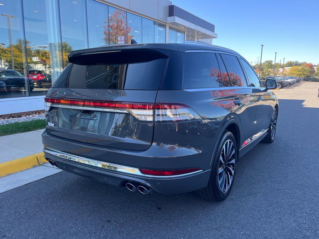 Used 2022 Lincoln Aviator Black Label Grand Touring w/ Class IV Trailer Tow Package AWD/4WD image 9