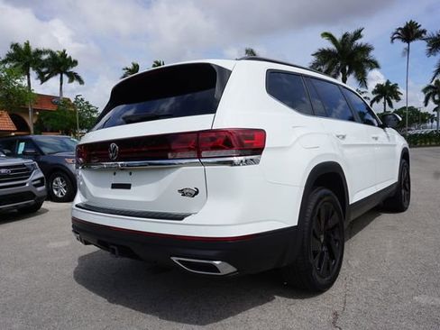 Used 2024 Volkswagen Atlas SE image 7