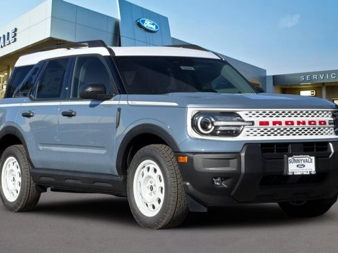 New 2025 Ford Bronco Sport Heritage w/ Convenience Package AWD/4WD image 9
