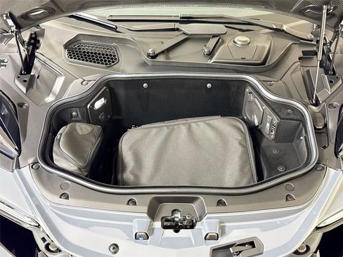 Used 2025 Lamborghini Revuelto AWD/4WD image 31