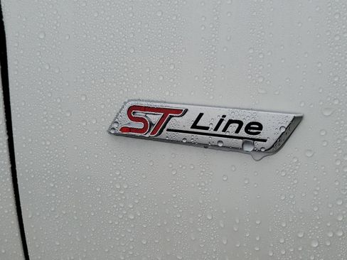 Used 2023 Ford Escape ST-Line w/ Tech Pack #1 AWD/4WD image 6