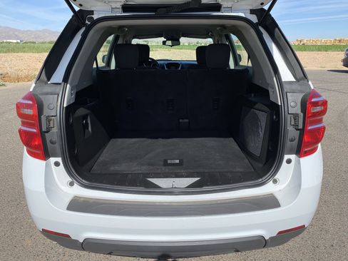 Used 2017 Chevrolet Equinox LS FWD image 14