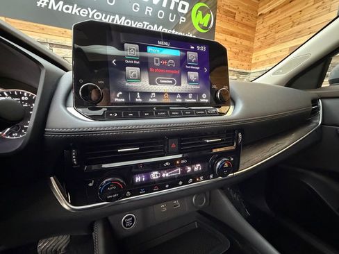 Used 2021 Nissan Rogue SL w/ Premium Package image 18