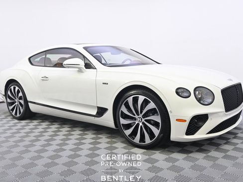 Used 2024 Bentley Continental GT image 8