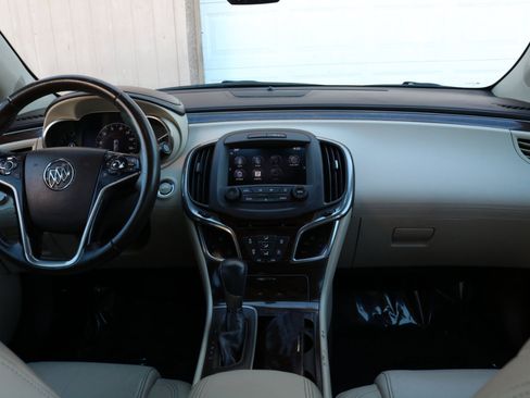 Used 2014 Buick LaCrosse Leather image 40