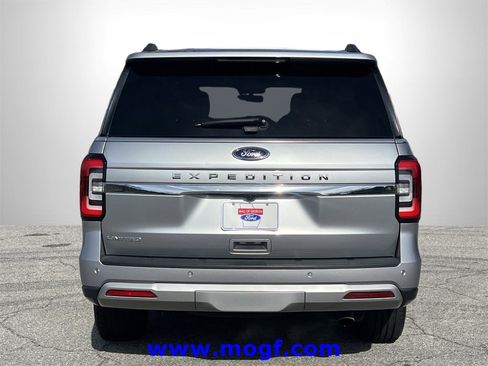 Used 2024 Ford Expedition Limited image 31