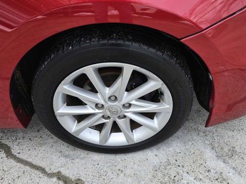 Used 2013 Toyota Prius V Five image 12