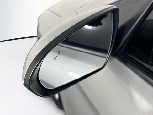Used 2018 Hyundai Elantra Value Edition FWD image 16
