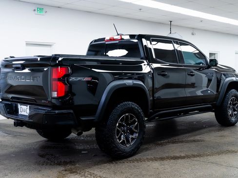 Used 2023 Chevrolet Colorado ZR2 w/ ZR2 Convenience Package III image 6