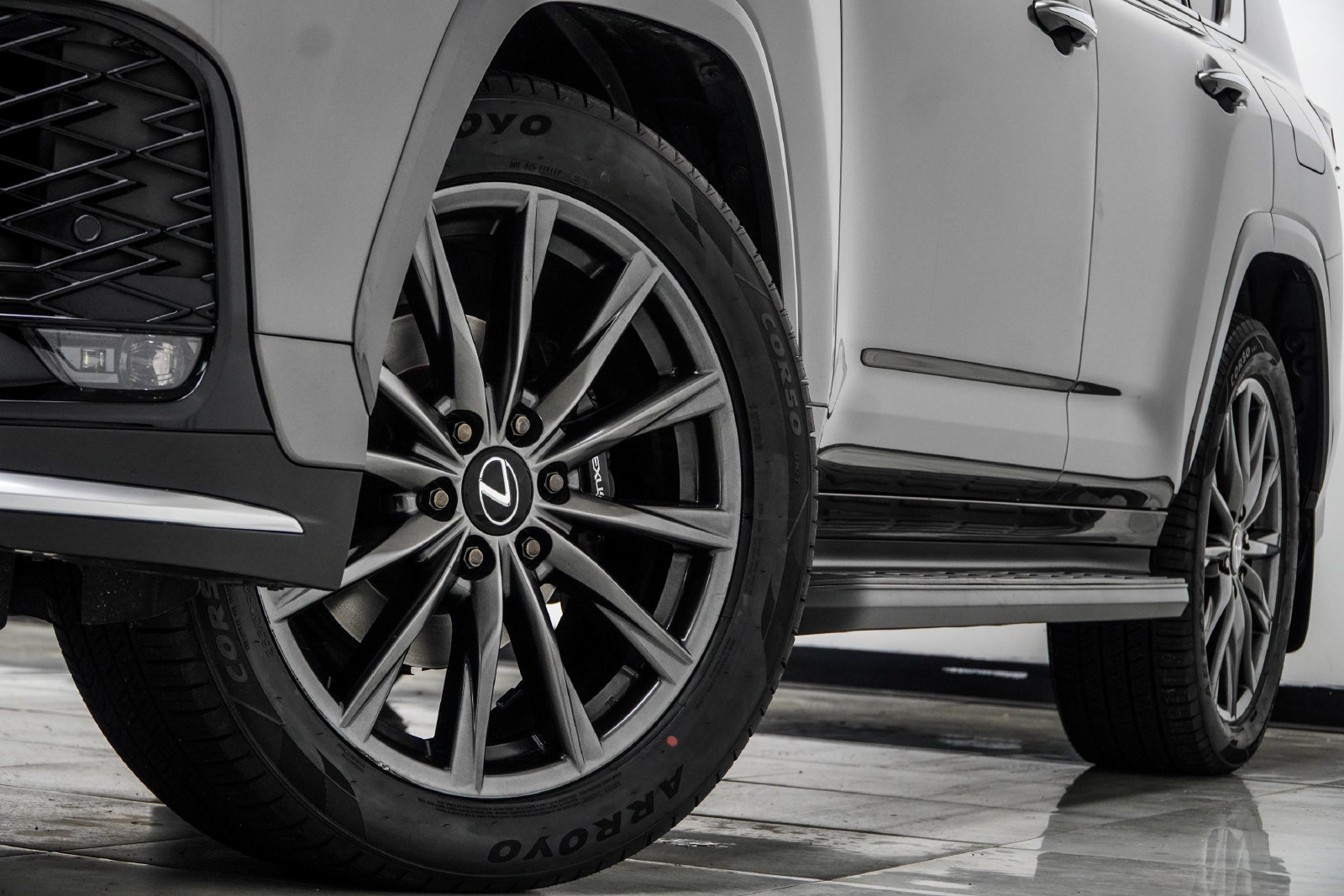 Used 2023 Lexus LX 600 F Sport AWD/4WD image 6