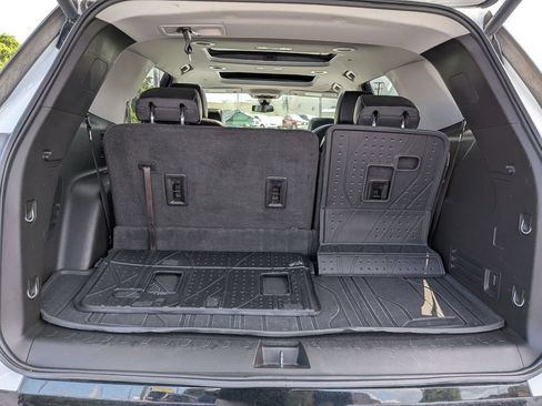 Used 2019 Chevrolet Traverse Premier w/ Redline Edition AWD/4WD image 26