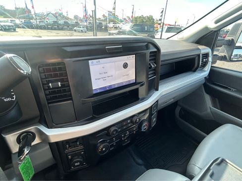 Used 2026 Ford F250 XL w/ XL Off-Road Package AWD/4WD image 18