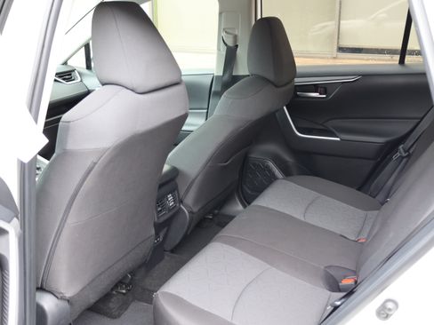 Used 2025 Toyota RAV4 XLE w/ Weather Package AWD/4WD image 16