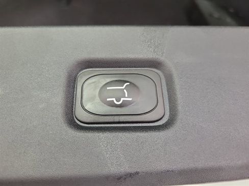 New 2025 Ford Expedition Max Platinum w/ Stealth Performance Package image 11