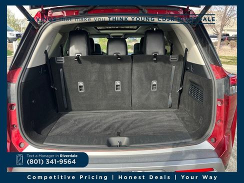 Used 2023 Nissan Pathfinder SL w/ SL Premium Package image 16