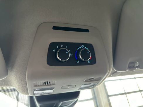 Used 2026 Ford Transit 350 XLT image 27