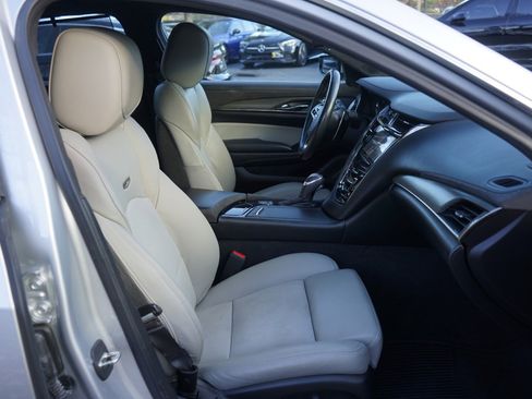 Used 2017 Cadillac CTS V w/ Luxury Package image 18