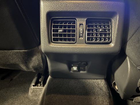 Certified 2025 Toyota Camry SE image 9