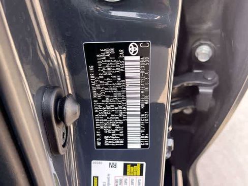 Used 2023 Toyota Corolla SE FWD image 22