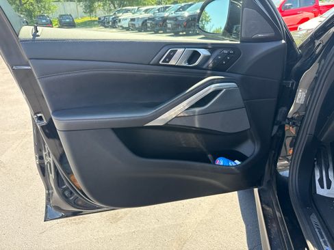 Used 2021 BMW X6 xDrive40i w/ Executive Package AWD/4WD image 14