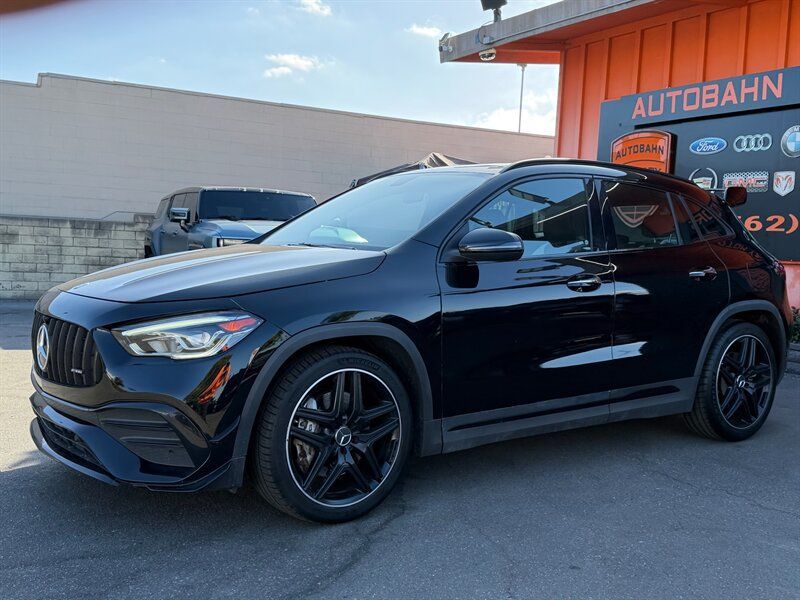 Used 2022 Mercedes-Benz GLA 35 AMG 4MATIC image 5