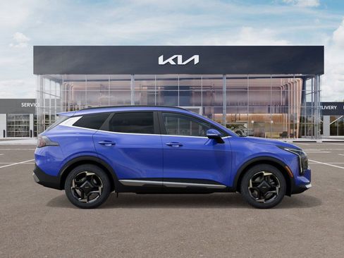 New 2026 Kia Sportage EX FWD image 7