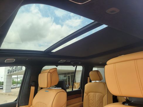 New 2025 Jeep Grand Wagoneer Series III w/ Rear Seat Video Group 1 image 22