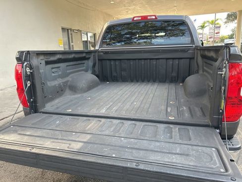 Used 2017 Toyota Tundra SR5 image 31