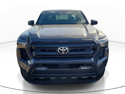 Used 2024 Toyota Tacoma SR5 w/ SR5 Upgrade Package RWD image 2