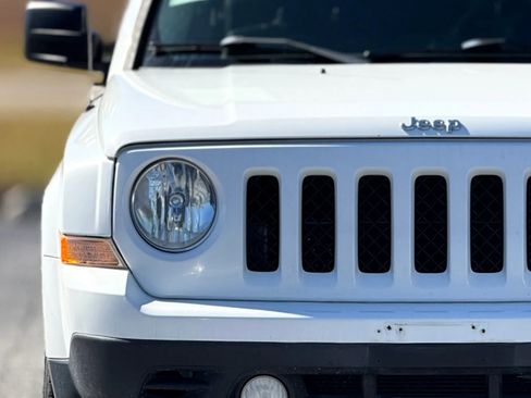 Used 2016 Jeep Patriot High Altitude image 11