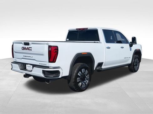 Used 2026 GMC Sierra 2500 Denali w/ Denali Reserve Package AWD/4WD image 8