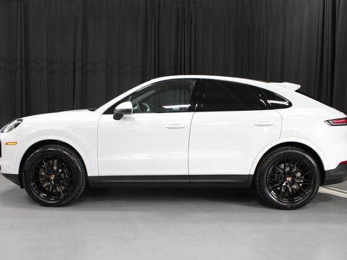 New 2026 Porsche Cayenne S image 2
