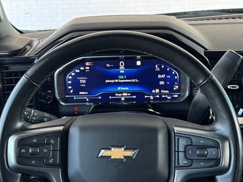 Used 2025 Chevrolet Silverado 1500 LT AWD/4WD image 33