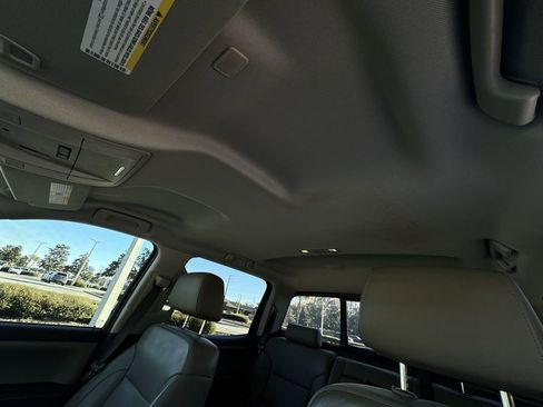 Used 2018 GMC Sierra 1500 SLT image 25